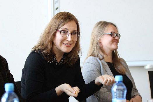 Satura apraksts (notikums, personas)