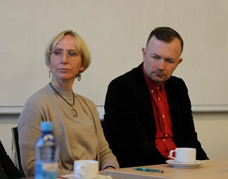 Satura apraksts (notikums, personas)